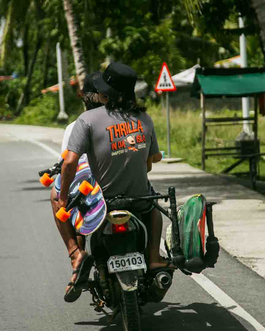 Thrilla In The Isla Tee