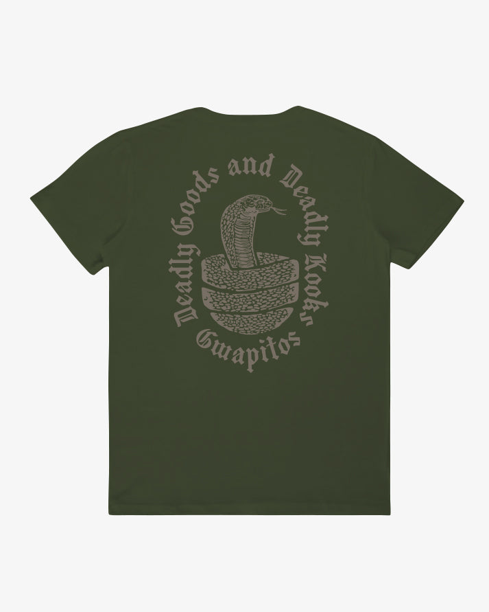 Hayas Tee